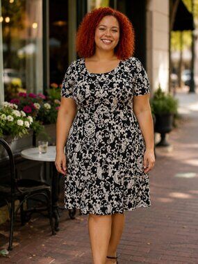 Jones & Co Black & Ivory Damask Fit & Flare Dress | Short Sleeve